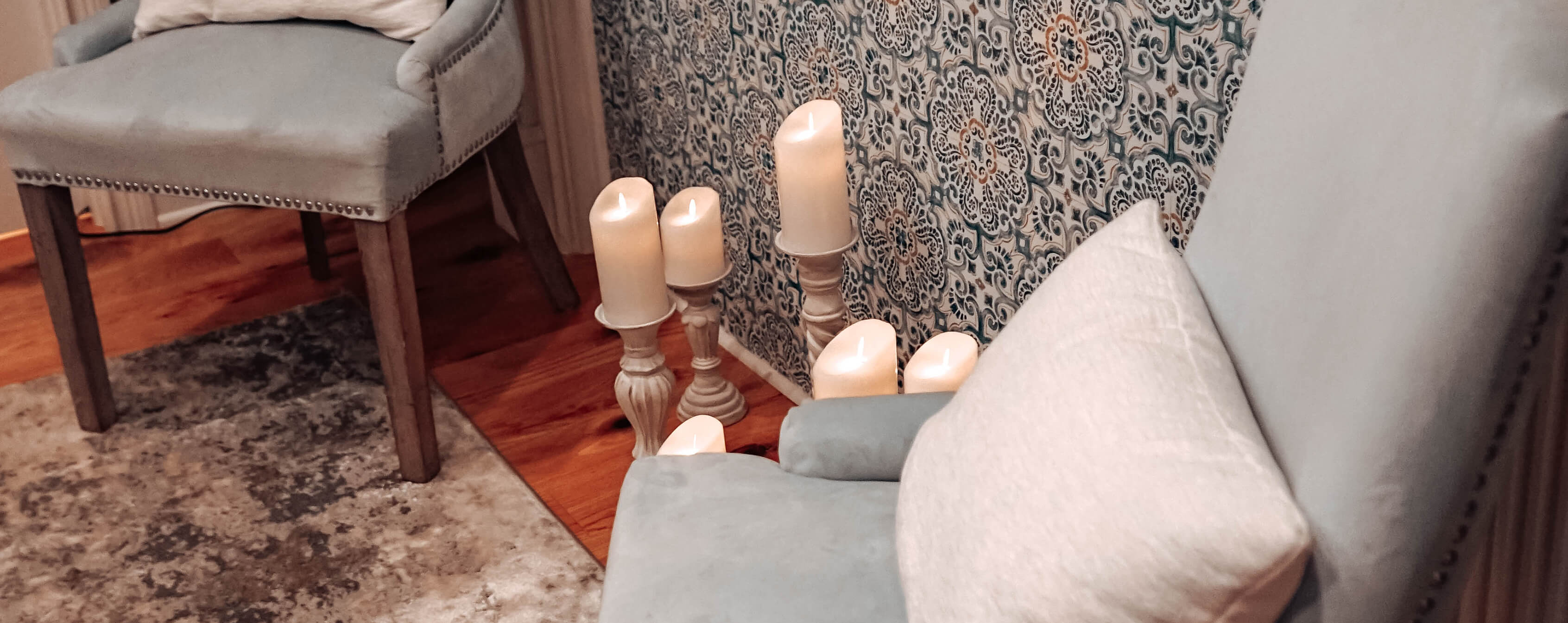 Calming candles at Serendipity